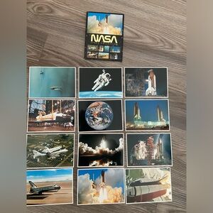 12 Nasa space collection postcards set in envelope